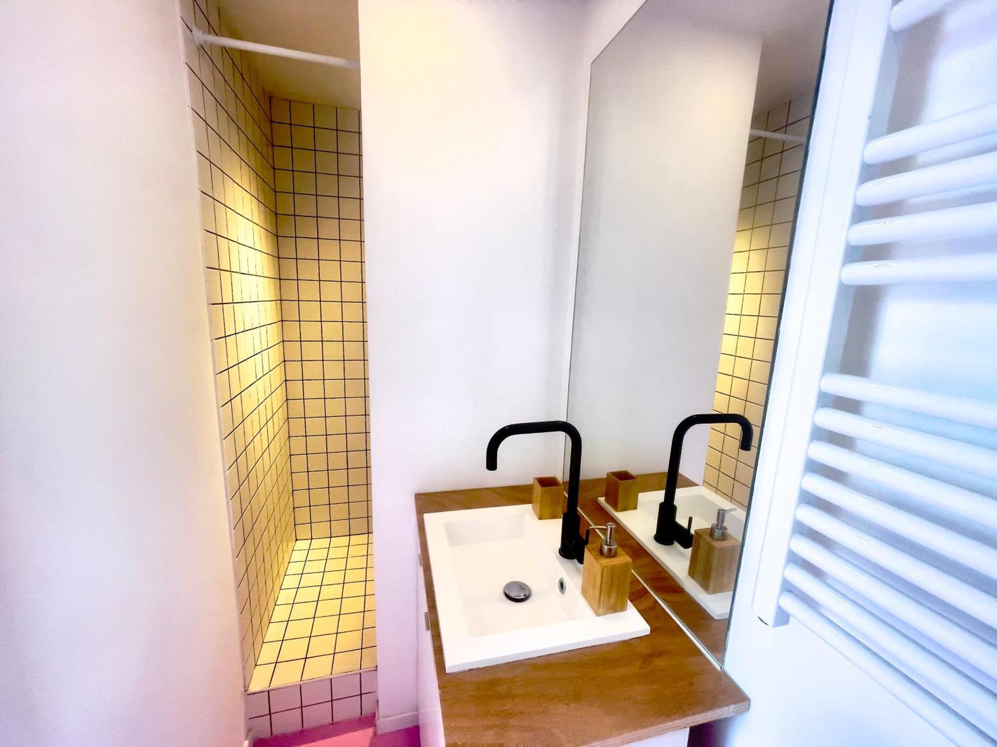 Appartement Ruby- Quai St Laurent- Bastille